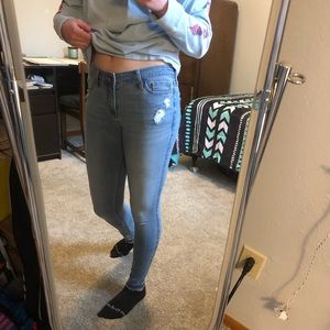 Hollister jeans ⚠️THIFTING SOON⚠️